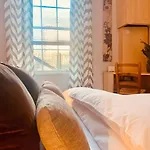 The St Mary\'S Street Residence